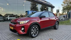 Rood Gebruikt 2019 Kia Stonic SUV | € 15.045 (Eerlijke prijs)