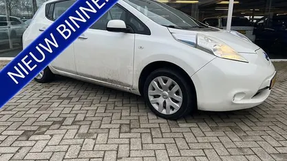 Occasion 2014 Nissan Leaf Base Hatchback | € 3.950 (Eerlijke prijs)
