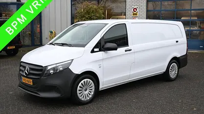 Wit Gebruikt 2024 Mercedes Vito Van | € 34.950 (Goede deal)