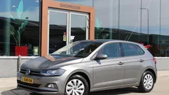 Grijs Gebruikt 2021 VW Polo Comfortline Hatchback | € 17.845 (Eerlijke prijs)