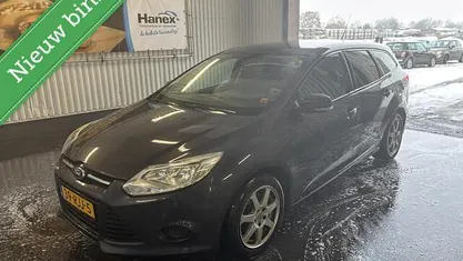 Grijs Occasion 2011 Ford Focus Trend Stationwagen | € 1.699 (Goede deal)