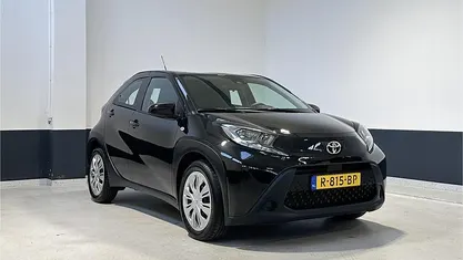 Gebruikt 2022 Toyota Aygo X Play SUV | € 15.349 (Super prijs)