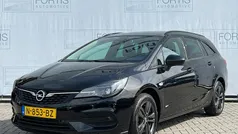 Zwart Gebruikt 2021 Opel Astra Design & Tech Stationwagen | € 15.900 (Eerlijke prijs)