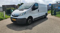 Wit Gebruikt 2010 Opel Vivaro Van | € 1.950 (Super prijs)