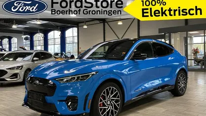 Blauw (metallic) Occasion 2024 Ford Mustang Mach-E GT SUV | € 46.900 (Eerlijke prijs)