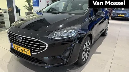 Zwart Occasion 2024 Ford Fiesta Titanium X Hatchback | € 18.445 (Eerlijke prijs)