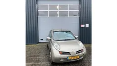 Beige, metallic lak Gebruikt 2003 Nissan Micra Acenta Hatchback | € 1.500 (Goede deal)