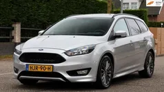 Grijs Gebruikt 2018 Ford Focus ST-Line Stationwagen | € 11.695 (Super prijs)