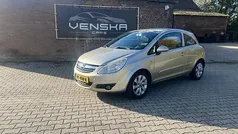 Geel Gebruikt 2007 Opel Corsa Essentia Hatchback | € 1.899 (Eerlijke prijs)