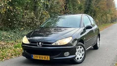 Gebruikt 2005 Peugeot 206 Hatchback | € 1.475 (Eerlijke prijs)