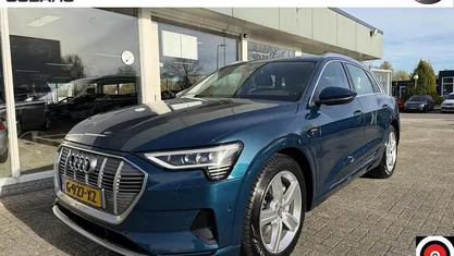 Occasion Audi e-tron 230 kW (313 PK) 2019 Blauw (metallic) SUV