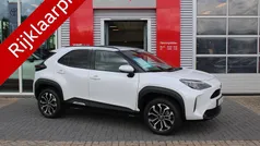 Wit Gebruikt 2024 Toyota Yaris Cross Plus SUV | € 29.400 (Eerlijke prijs)
