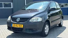 Zwart Gebruikt 2007 VW Fox Trendline Hatchback | € 999 (Goede deal)