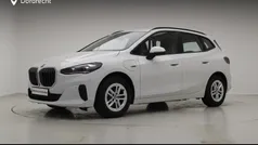 Wit Gebruikt 2023 BMW 225 Active Tourer Comfort Edition MPV | € 36.895 (Eerlijke prijs)