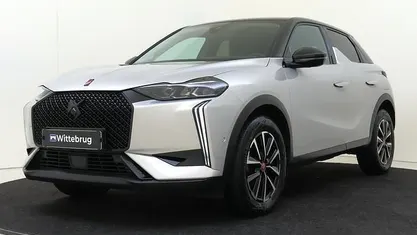 Grijs Gebruikt 2024 DS Automobiles DS3 Performance SUV | € 23.925 (Eerlijke prijs)
