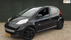Zwart Gebruikt 2011 Peugeot 107 Hatchback | € 3.995 (Eerlijke prijs)