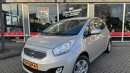 Grijs Gebruikt 2010 Kia Venga Hatchback | € 5.990 (Eerlijke prijs)