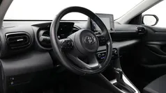 Gebruikt 2021 Toyota Yaris Hybrid Hatchback | € 22.499 (Eerlijke prijs)