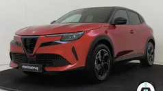 Rood Gebruikt 2024 Alfa Romeo Junior Edizione Speciale SUV | € 32.925 (Eerlijke prijs)