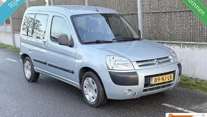 Blauw Gebruikt 2003 Citroën Berlingo MPV | € 2.350 (Eerlijke prijs)