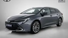 Gebruikt 2025 Toyota Corolla Stationwagen | € 40.640 (Eerlijke prijs)