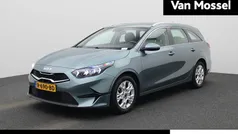 Gebruikt 2022 Kia Ceed Hatchback | € 17.900 (Eerlijke prijs)
