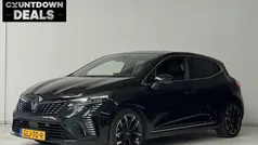 Zwart Gebruikt 2024 Renault Clio V Techno Hatchback | € 24.695 (Eerlijke prijs)