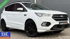 Gebruikt 2018 Ford Kuga ST-Line SUV | € 19.950 (Eerlijke prijs)