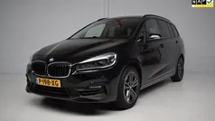 Zwart Gebruikt 2022 BMW 216 Basis Stationwagen | € 17.945 (Super prijs)