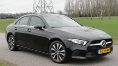 Zwart Gebruikt 2021 Mercedes A180 Business Sedan | € 24.995 (Goede deal)