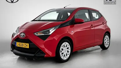 Occasion 2020 Toyota Aygo X-play Hatchback | € 10.945 (Eerlijke prijs)