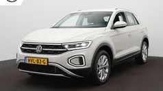 Gebruikt 2024 VW T-Roc Style SUV | € 34.995 (Eerlijke prijs)