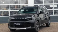 Zwart Nieuw 2025 Fiat Grande Panda Icon Hatchback | € 28.921 (Eerlijke prijs)