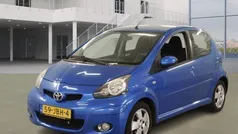 Blauw Gebruikt 2009 Toyota Aygo Hatchback | € 2.995 (Eerlijke prijs)
