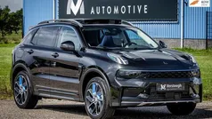Zwart, metallic lak Gebruikt 2023 Lynk & Co 01 SUV | € 30.900 (Eerlijke prijs)