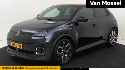 Zwart Occasion 2025 Renault R5 Iconic Hatchback | € 31.740 (Eerlijke prijs)