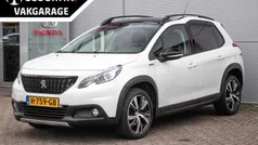 Wit, metallic lak Gebruikt 2019 Peugeot 2008 GT-line SUV | € 15.850 (Eerlijke prijs)