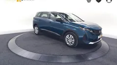 Blauw, metallic lak Gebruikt 2023 Peugeot 5008 Active MPV | € 28.900 (Eerlijke prijs)
