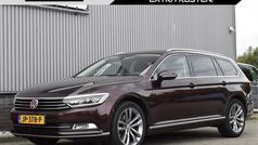 Rood Gebruikt 2016 VW Passat Highline Stationwagen | € 17.950 (Eerlijke prijs)