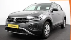 Gebruikt 2022 VW T-Roc Life SUV | € 28.450 (Goede deal)