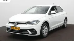 Wit Gebruikt 2022 VW Polo Style Hatchback | € 21.900 (Eerlijke prijs)