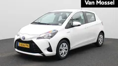 Gebruikt 2019 Toyota Yaris Hybrid Active Hatchback | € 15.400 (Eerlijke prijs)