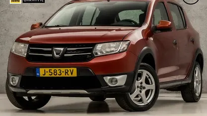 Occasion 2020 Dacia Sandero Lauréate Hatchback | € 4.445 (Super prijs)