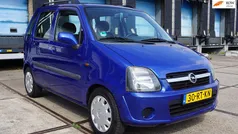 Blauw Gebruikt 2005 Opel Agila Hatchback | € 1.450 (Eerlijke prijs)