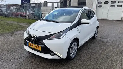 Occasion Toyota Aygo X-wave 69 PK (50 kW) 2016 Hatchback