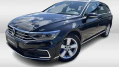 Zwart Gebruikt 2020 VW Passat GTE Stationwagen | € 24.950 (Eerlijke prijs)