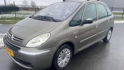 Bruin (metallic) Occasion 2008 Citroën Xsara Picasso MPV | € 1.395 (Eerlijke prijs)