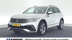 Grijs Gebruikt 2021 VW Tiguan R-line SUV | € 33.949 (Eerlijke prijs)