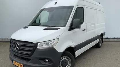 Wit Gebruikt 2020 Mercedes Sprinter Van | € 19.950 (Eerlijke prijs)