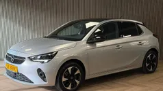 Grijs Gebruikt 2022 Opel Corsa-e Ultimate Hatchback | € 16.995 (Eerlijke prijs)